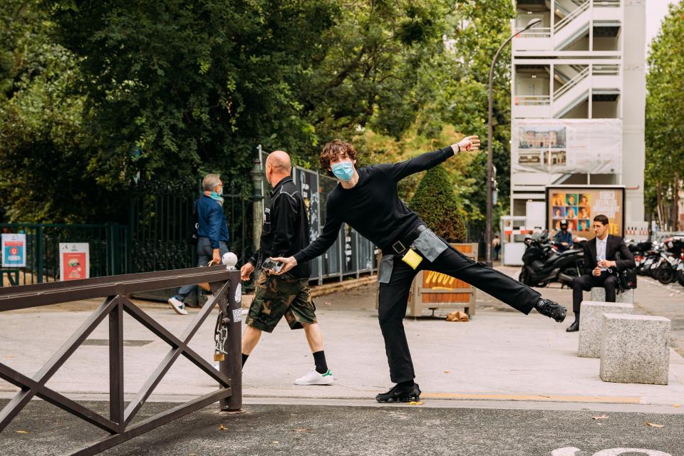 The Best Street Style Photos From the Spring 2022 Menswear Shows in Paris