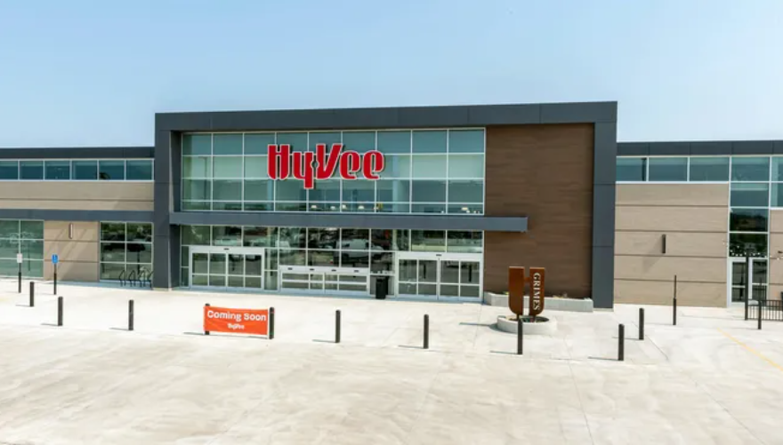 This Hy-Vee rendering shows what this grocery store chain based in Des Moines, Iowa, resembles.