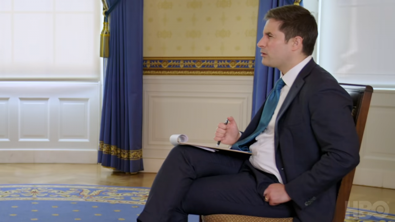 美國網媒Axios於4日晚間播出記者萬斯對美國總統川普的專訪。（取自HBO YouTube頻道）
