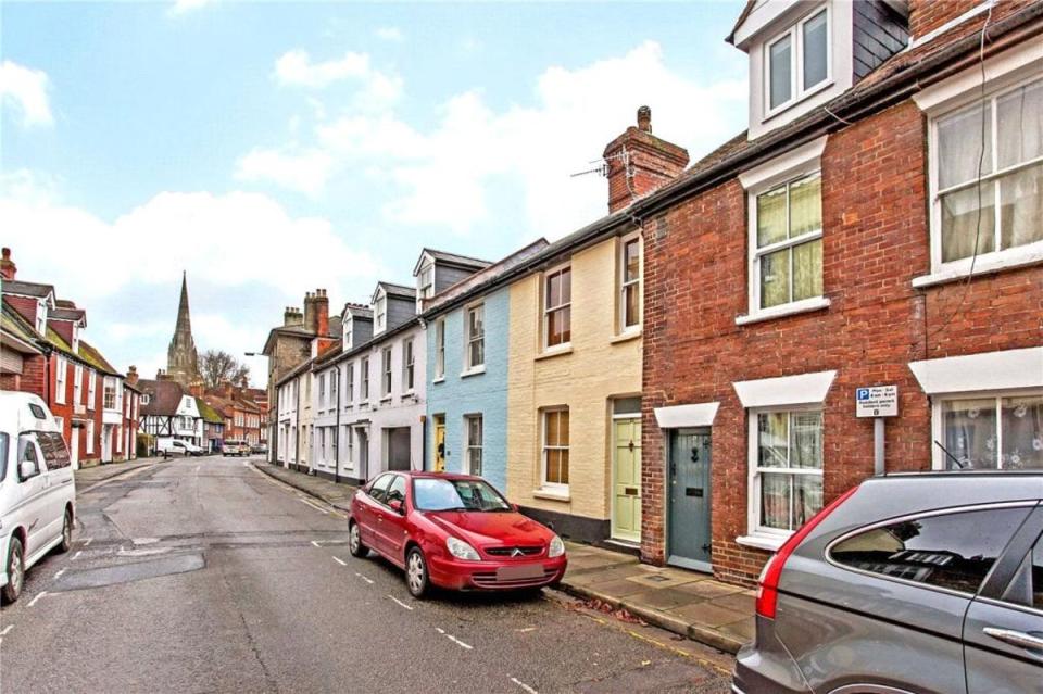 A terraced house in Salisbury for sale for £320,000 with Winkworth (Rightmove)