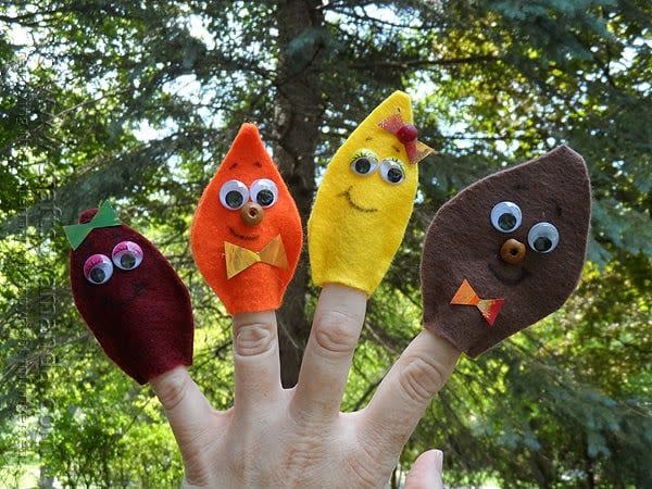 Felt Leaf Finger Puppets