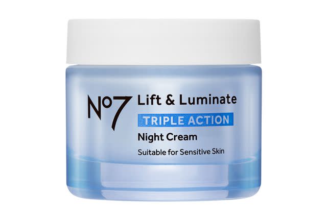 No7 Lift & Luminate Night Cream