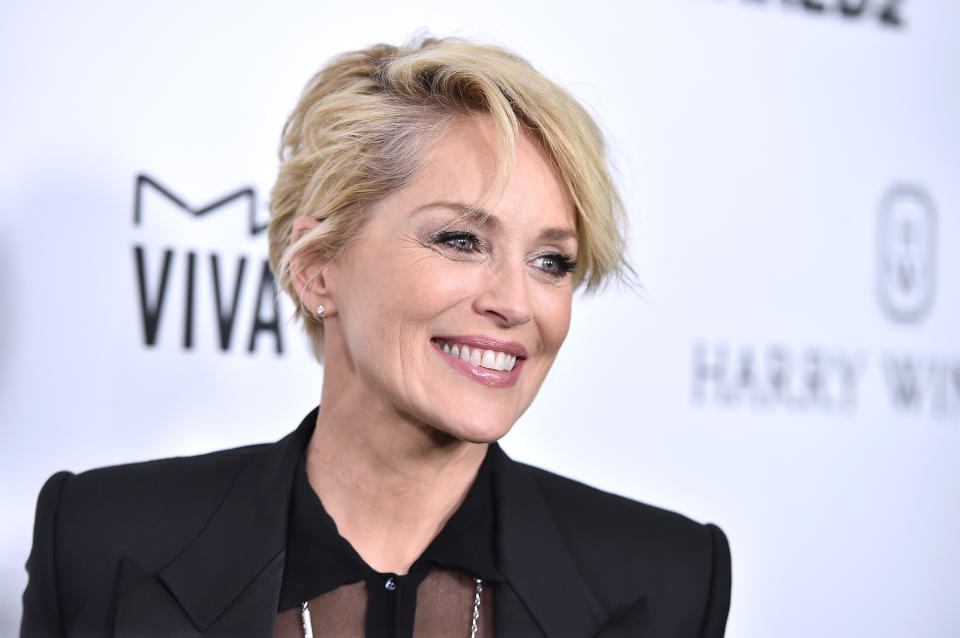 Sharon Stone en 'amfAR Inspiration Gala' en los Milk Studios en Los Angeles. (Photo by Jordan Strauss/Invision/AP)