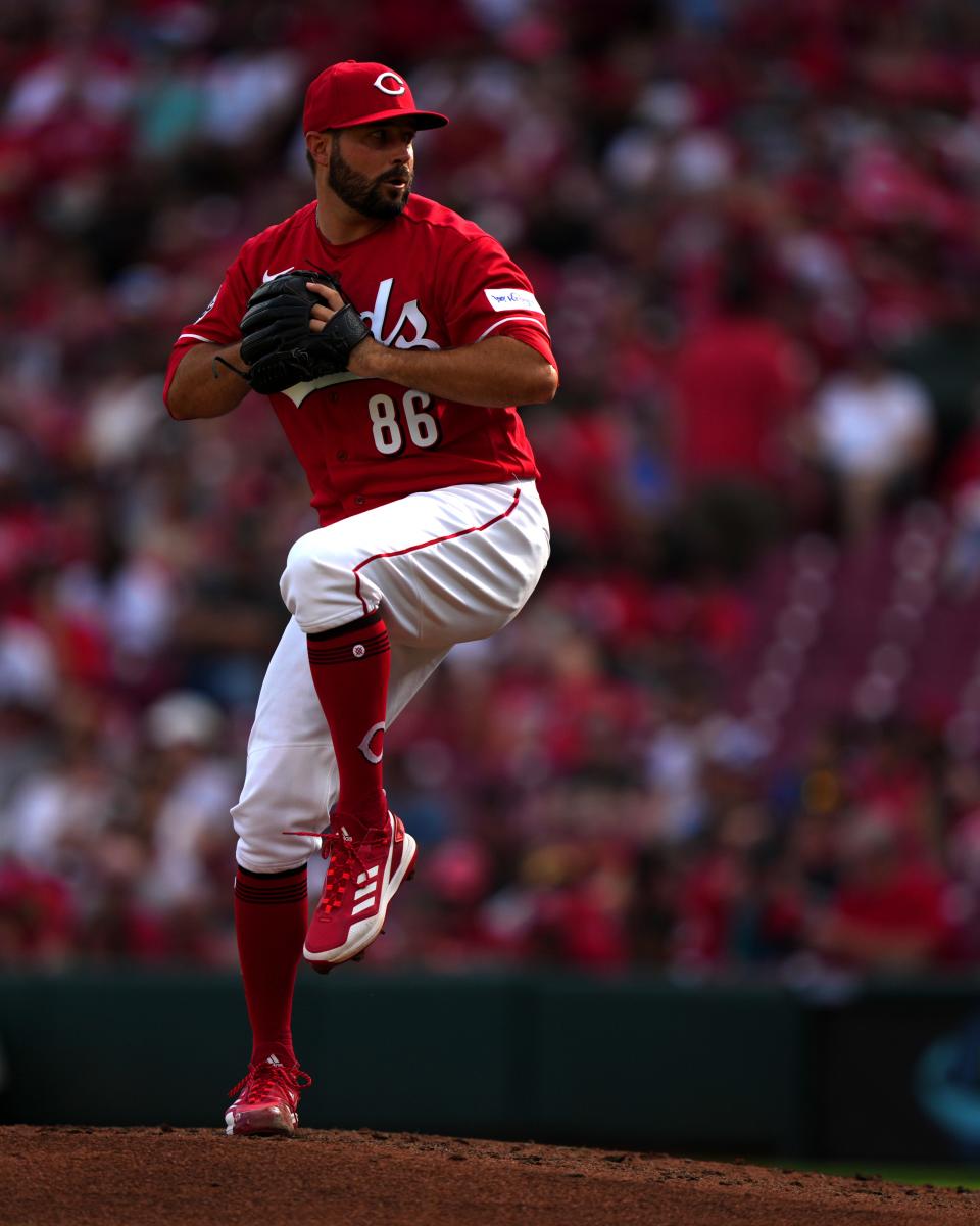 Cincinnati Reds pitcher Michael Mariot (86) delivers in the sixth inning of a baseball game between the Seattle Mariners and the Cincinnati Reds, Monday, Sept. 4, 2023, at Great American Ball Park in Cincinnati. The Cincinnati Reds won, 6-3.