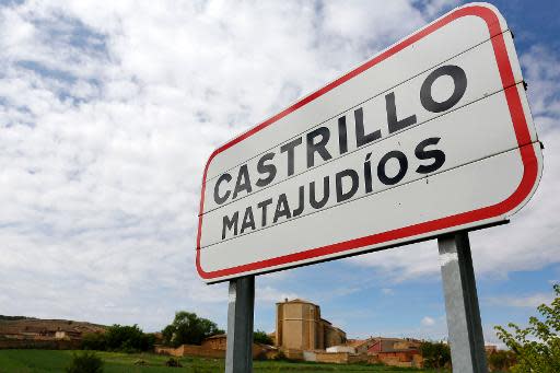 Letrero de entrada a la localidad burgalesa de Castrillo Matajudíos, el 21 de abril de 2014 (AFP/Archivos | César Manso)