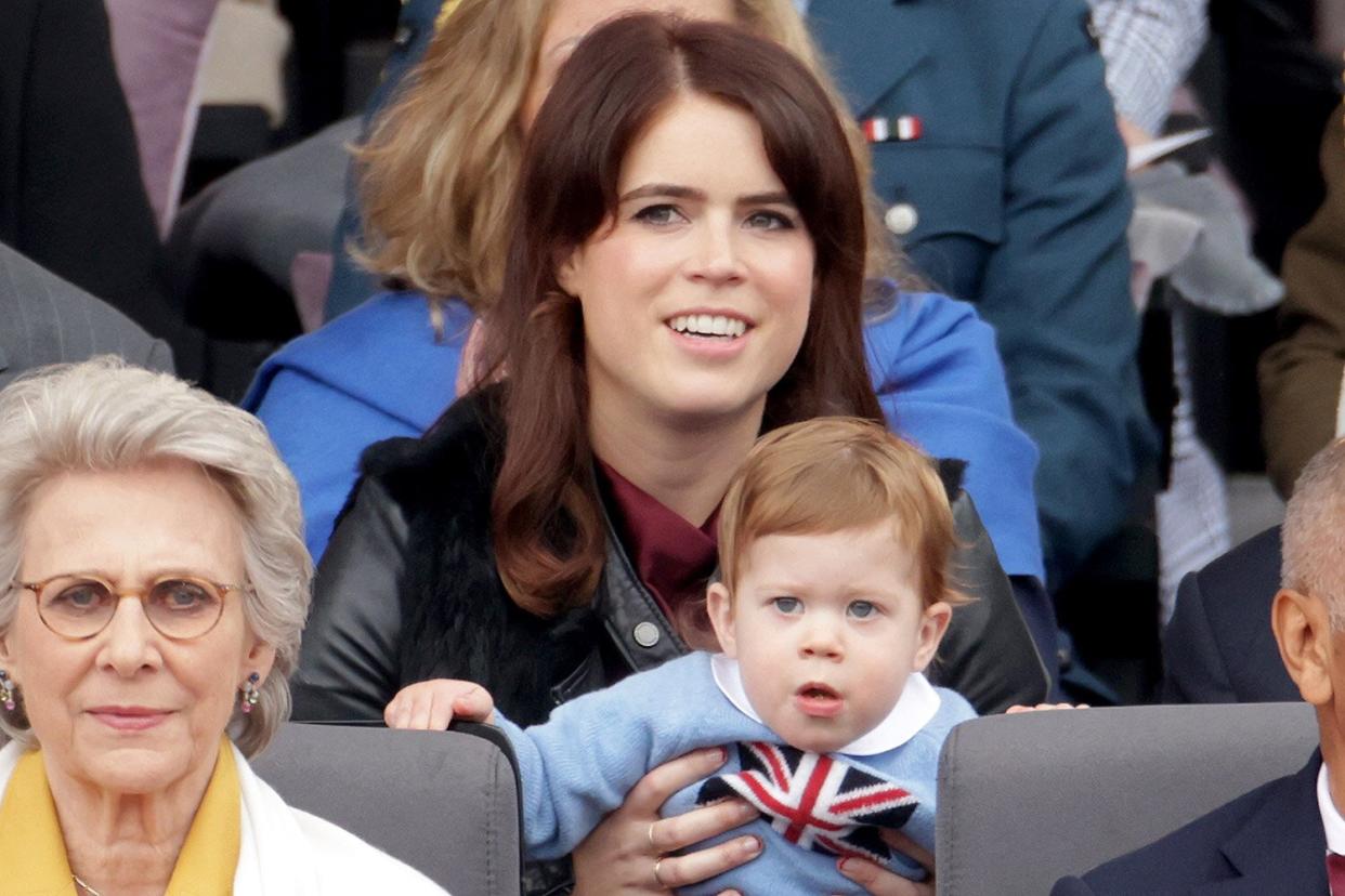 Princess Eugenie of York, August Brooksbank, Jack Brooksbank, Birgitte, Duchess of Gloucester, Lord-Lieutenant of Greater London Ken Olisa during the Platinum Pageant on June 05, 2022 in London, England.