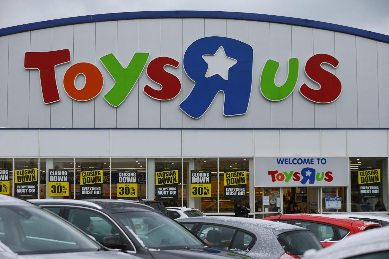 The founder of Toys R Us has passed away days after the firm announced closures (PA)