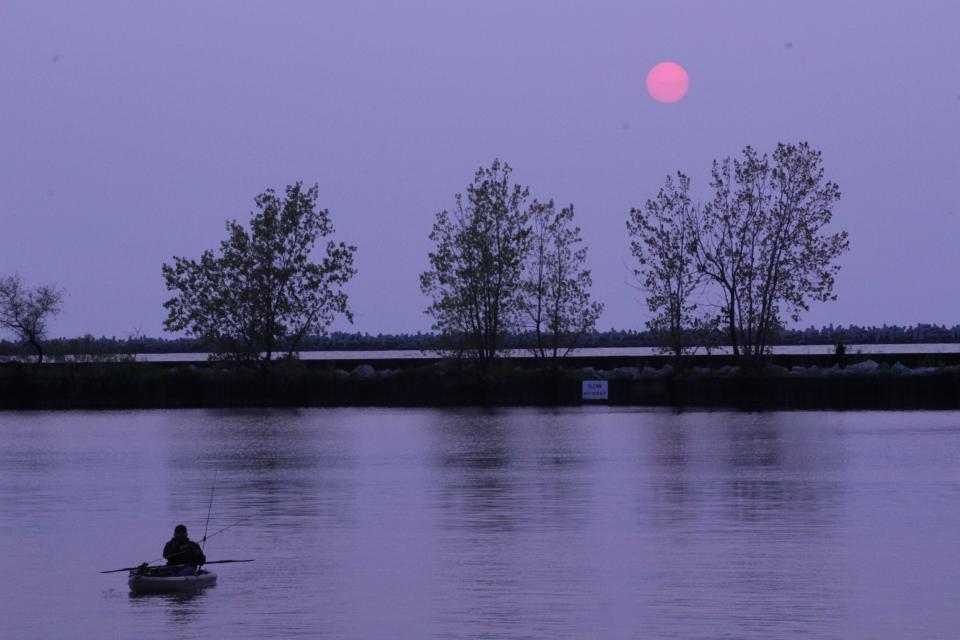 Sunset from East 55th Street Marina