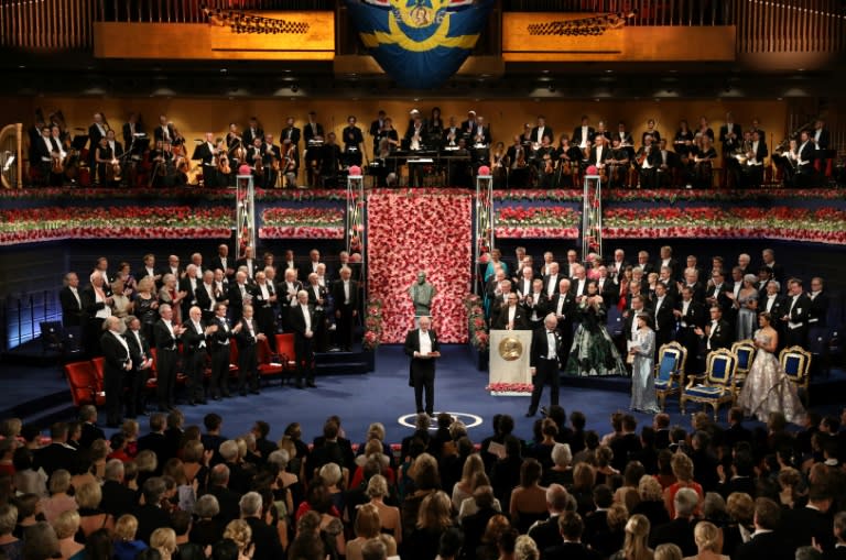 British-born economist Oliver Hart given the Nobel Prize in Economic Sciences in Memory of Alfred Nobel during the award ceremony of the Nobel Prizes in medicine, economics, physics and chemistry on December 10, 2016 in Stockholm, Sweden