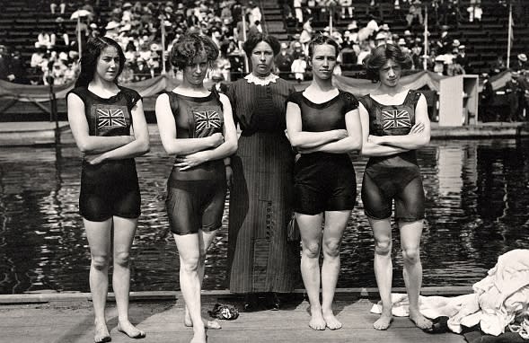 你能想像奧運泳裝在100年前，曾經是以羊毛製成的嗎？