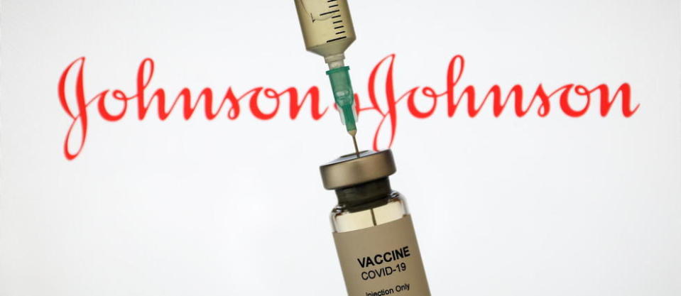 L'Agence européenne des médicaments (EMA) rend son avis ce mardi 20 avril concernant le vaccin Johnson & Johnson contre le Covid-19, au moment où plusieurs pays européens, dont la France, comptent sur ce vaccin pour accélérer leur campagne d'immunisation.
