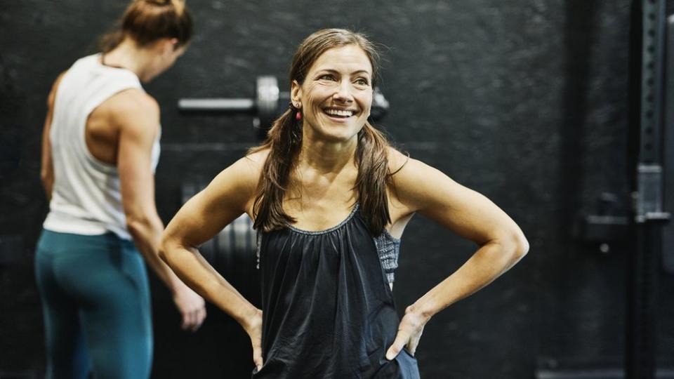 Mujer en el gimnasio