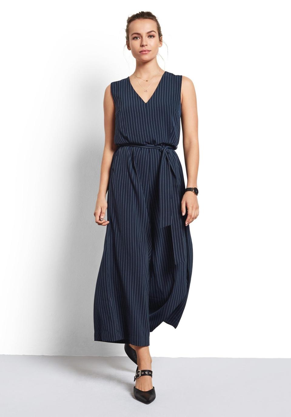 Get it on <a href="https://www.hush-uk.com/womenswear/daywear/trousers_jumpsuits/pinstripe_riviera_jumpsuit_midnight.htm" target="_blank">Hush for $117</a>.