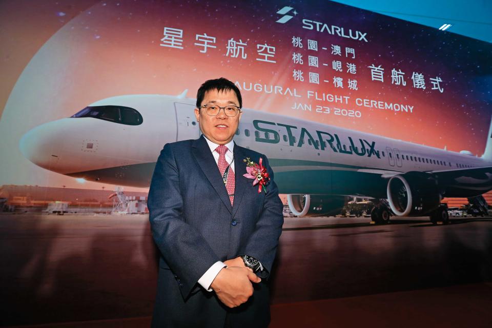 星宇航空董事長張國煒指出，採用碳纖複材可讓飛機重量變輕，減少20％的燃油使用量及碳排放量。