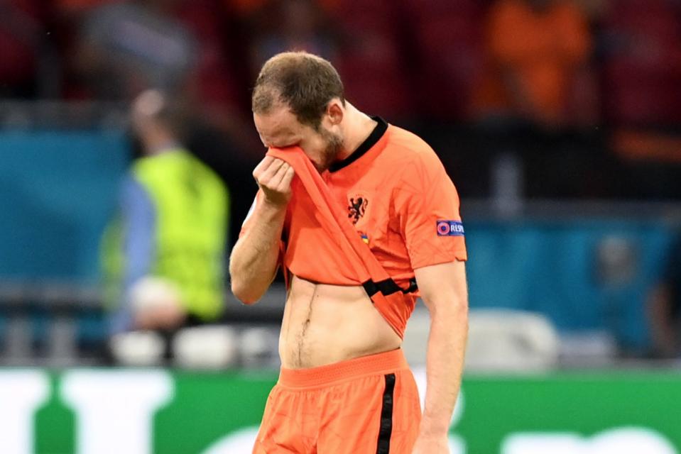 Daley Blind was in tears after being substituted playing for the Netherlands against Ukraine (Getty Images)