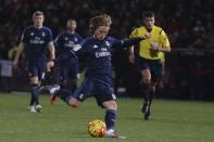 Football Soccer - Granada v Real Madrid- Spanish Liga BBVA - Nuevo Los Carmenes stadium, Granada - 7/2/16 Real Madrid's Luka Modric kicks the ball to score against Granada. REUTERS/Pepe Marin