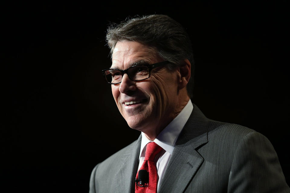 Perry&nbsp;announced he was <a href="http://www.huffingtonpost.com/entry/rick-perry-ends-presidential-campaign_55f3427ee4b063ecbfa46be7">ending his campaign</a>&nbsp;on Sept. 11, 2015.