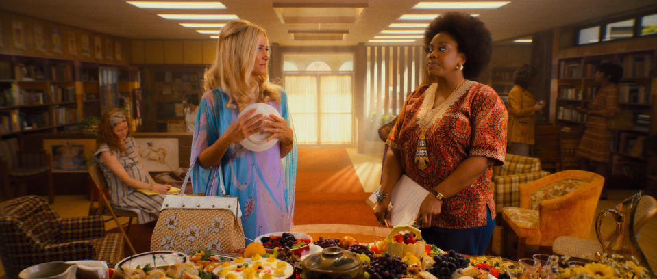 Kristen Wiig and Amber Chardae Robinson in 