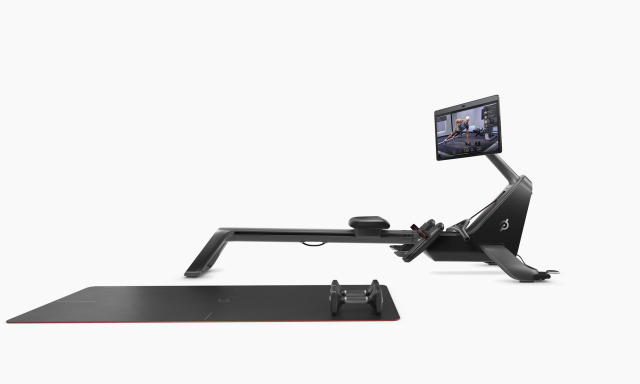 Peloton Row hands-on: Here's what it's like to use this $3,195 rowing  machine