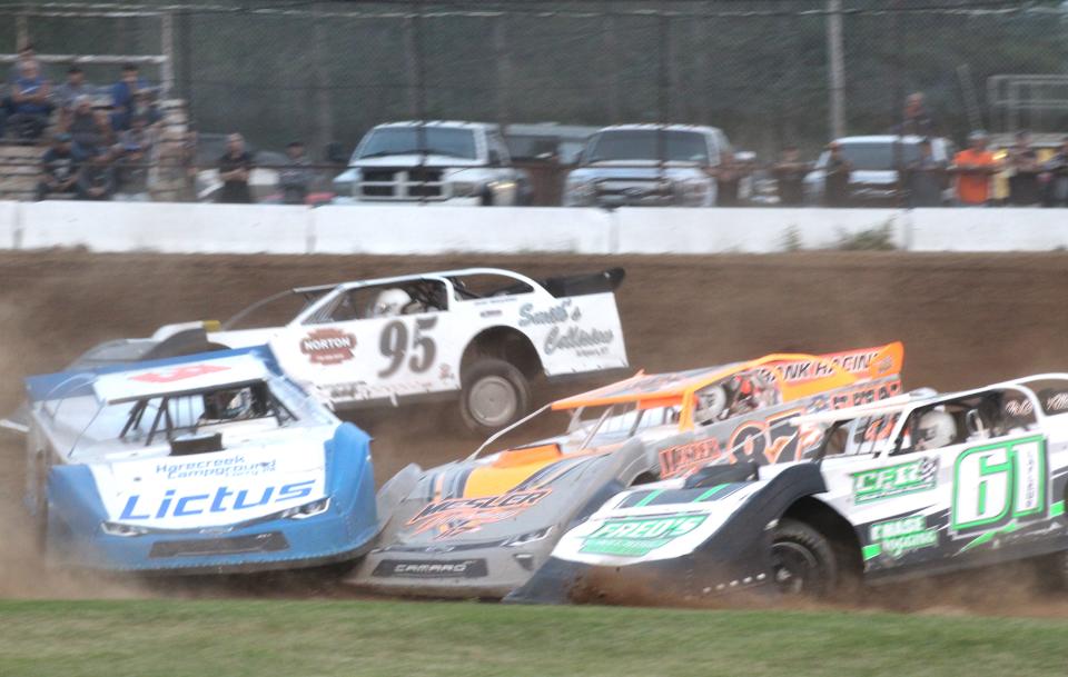 Hard racing at McKean County Raceway, which returned to action Thursday night for the first time since 2021.