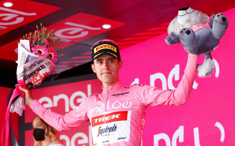 Juan Pedro Lopez keeps leader's jersey at Giro d'Italia after Stefano Oldani makes it two in a row for Italy - GETTY IMAGES