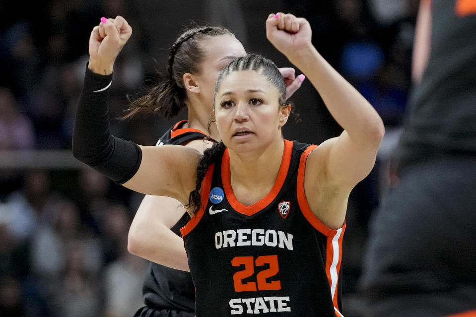 Oregon State guard Talia von Oelhoffen (22) motions as she gets back on defense against South Carolina during the third quarter of an Elite Eight round college basketball game during the NCAA Tournament, Sunday, March 31, 2024, in Albany, N.Y. (AP Photo/Mary Altaffer)