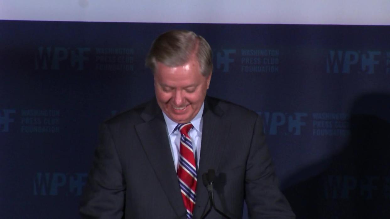 Sen. Lindsey Graham Roasts Republican Candidates