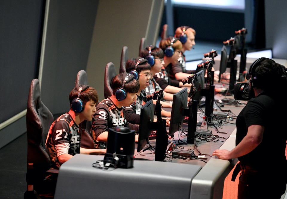 PHILADELPHIA, PENNSYLVANIA - SEPTEMBER 29: A view of The San Francisco Shock and Vancouver Titans will face off at the Overwatch League Grand Finals 2019 at Wells Fargo Center on September 29, 2019 in Philadelphia, Pennsylvania. (Photo by Bryan Bedder/Getty Images  for Blizzard Entertainment)