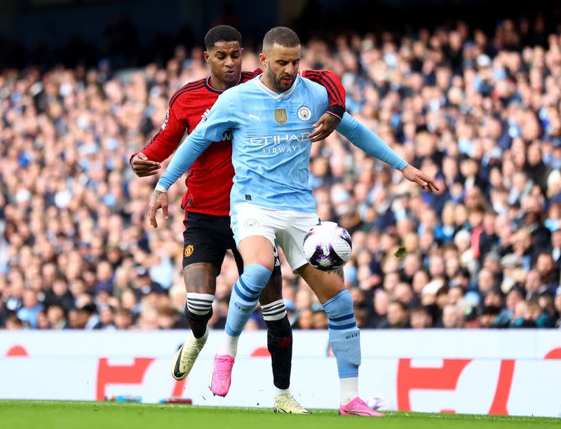 Premier League - Manchester City v Manchester United