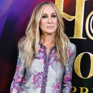 Sarah Jessica Parker Pays Tribute to Late Stepfather Paul Giffin Forste