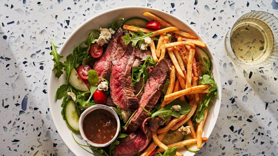 steak frites salad