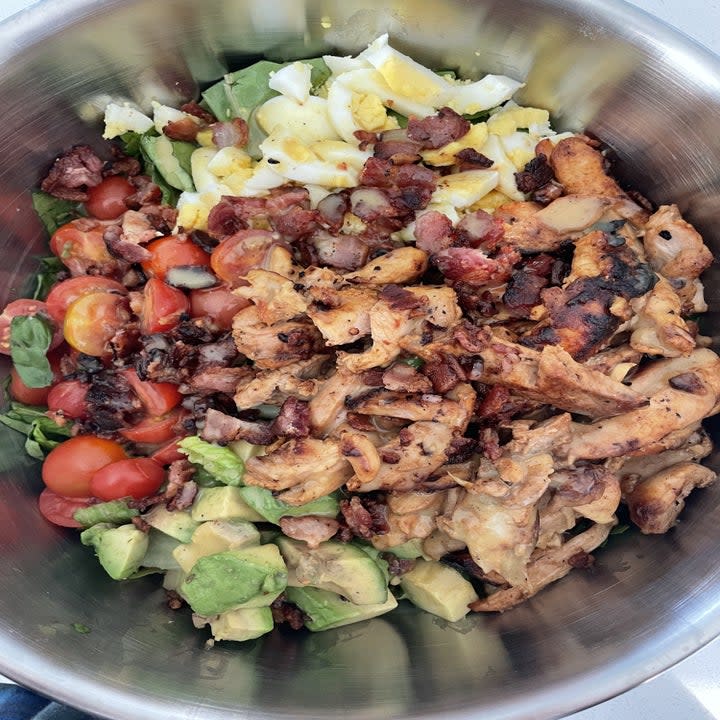 Finished salad in a bowl