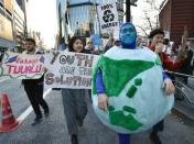 Climate protesters push leaders to avert emissions catastrophe