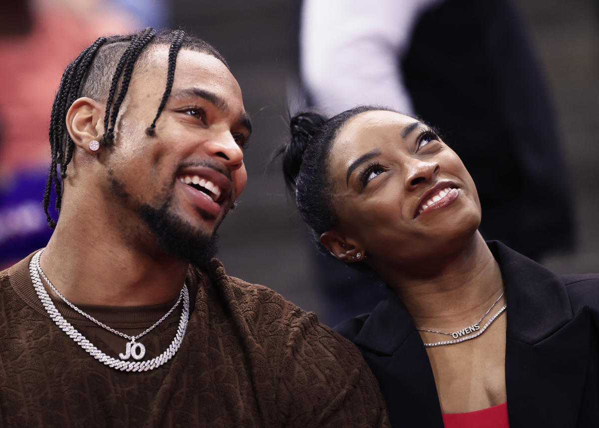 Simone Biles’ husband Jonathan Owens is on the Bears roster after missing part of training camp for the Paris Olympics