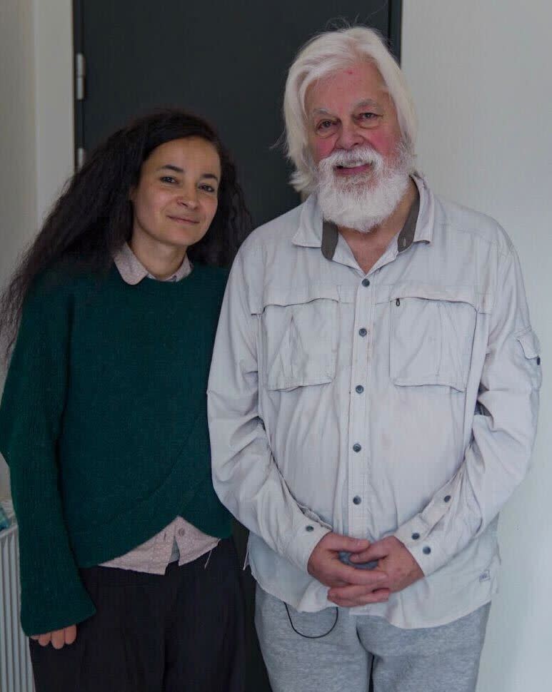 Essemlali next to Paul Watson in prison in Greenland.