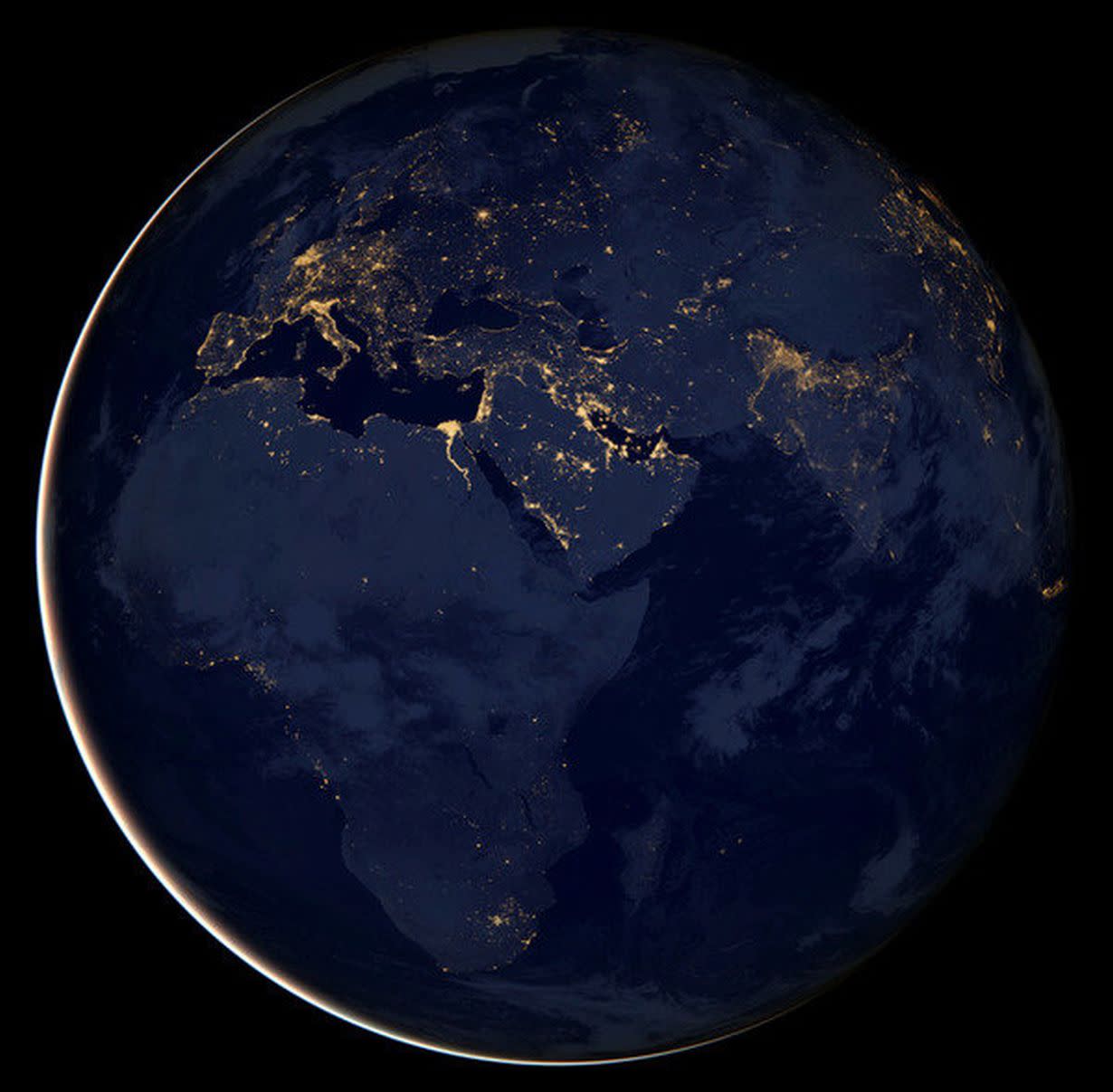  La pobreza también es visible (y medible) desde el espacio | imagen NASA Earth Observatory 