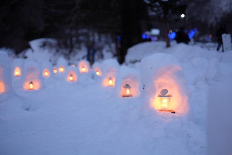 snow candles 