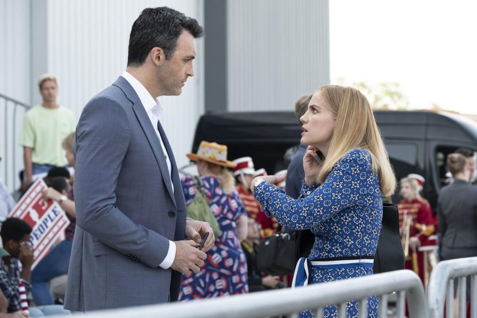 Reid Scott and Anna Chlumsky in a scene from the final season of Veep.