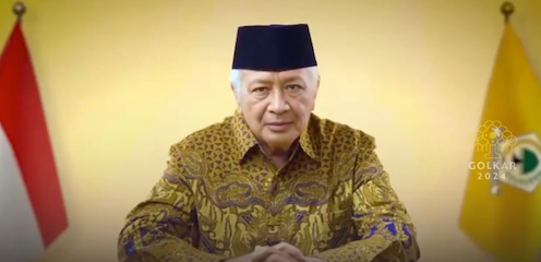 <span class="caption">A screenshot from a deepfake video shared on X purporting to show former Indonesian President Suharto. </span> <span class="attribution"><a class="link " href="https://x.com/erwinaksa_id/status/1754370873992360113?s=20" rel="nofollow noopener" target="_blank" data-ylk="slk:Erwin Aksa via X;elm:context_link;itc:0;sec:content-canvas">Erwin Aksa via X</a></span>