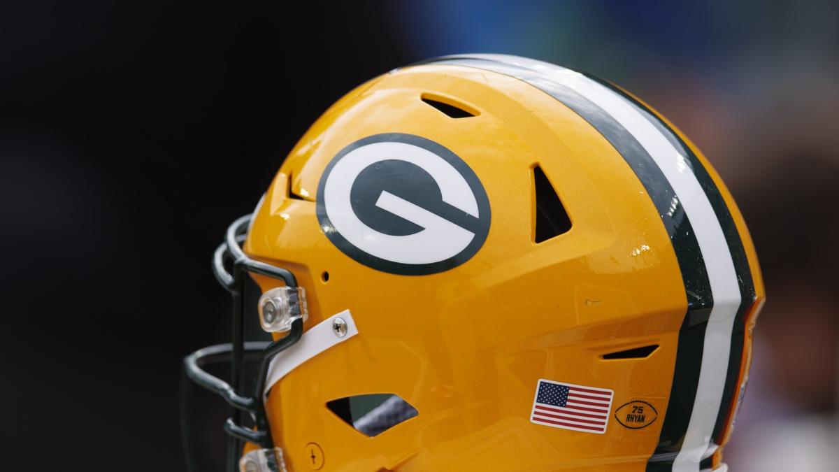 Packers release kicker Jack Podlesny