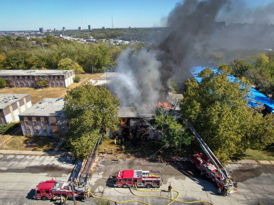 Kansas City, Kansas firefighters battled a two-alarm fire at a the vacant Mill Street apartment complex at 2409 S. Mill Street Wednesday, Oct. 12, 2022, in Kansas City, Kansas. Tammy Ljungblad/tljungblad@kcstar.com