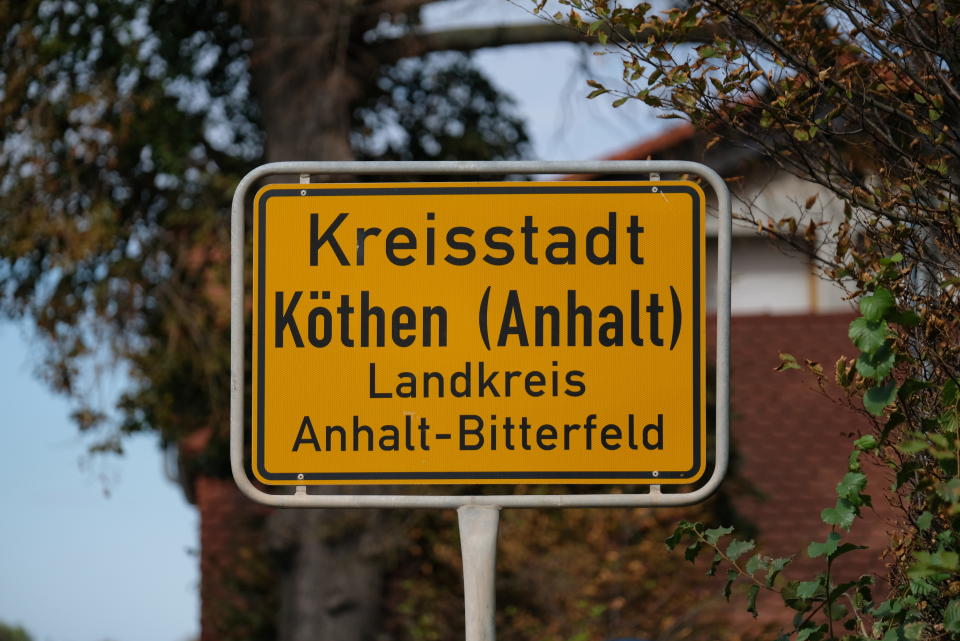 The city sign of Koethen is pictured in Koethen, Germany, Sunday, Sept. 9, 2018. A 22-year-old man died in a dispute between two groups of men in Koethen. Two Afghan citizens were arrested in the night to Sunday because of the initial suspicion of a homicide, as police and public prosecutor's office in Saxony-Anhalt reported. (Sebastian Willnow/dpa via AP)