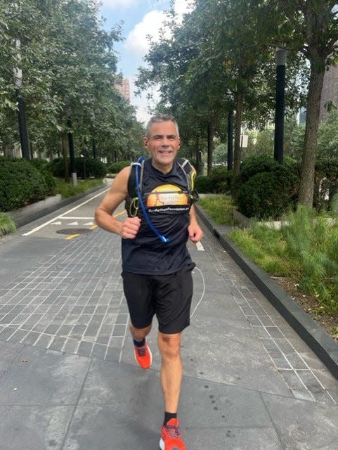 Ridgewood resident and retired Fairview Police Chief Frank DelVecchio during his 12th World Trade Center memorial run, this year to benefit Maui fire victims.