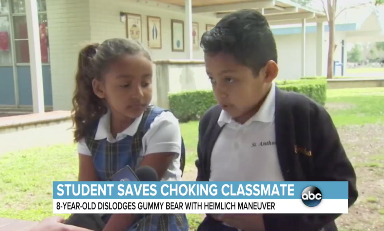 Makayla Annis, 7, was choking until her classmate Andrew Ramirez, 8, performed the Heimlich. (Photo: ABC)