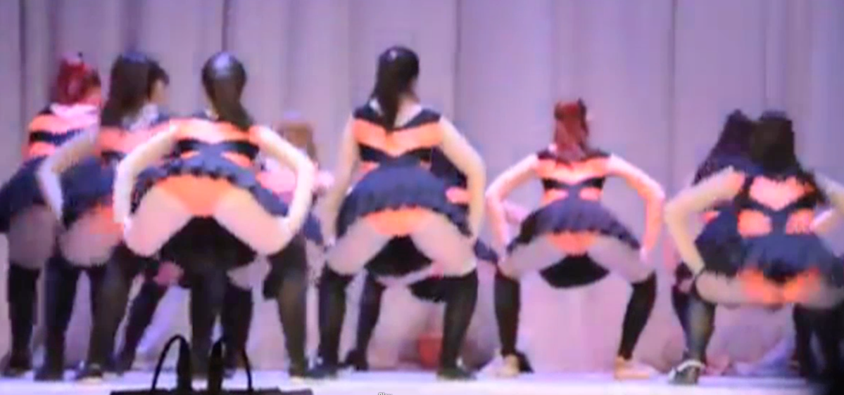Niñas rusas bailando twerking causan escándalo en Internet