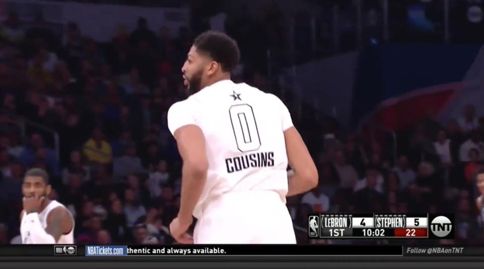 Anthony Davis pays tribute to his injured teammate, DeMarcus Cousins, at the 2018 NBA All-Star Game. (Screencap via TNT)