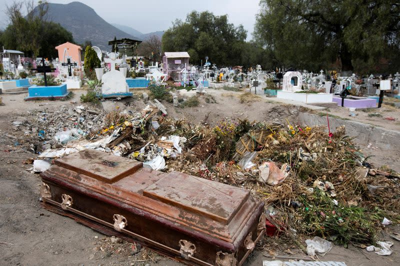 The Wider Image: In Mexico, more loved ones go missing. Their families keep searching