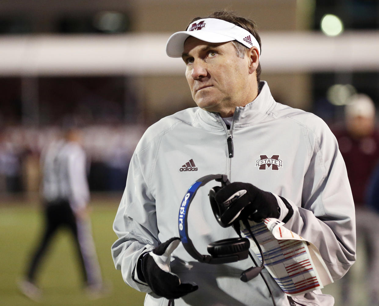 Mississippi State coach Dan Mullen looks at the scoreboard in the closing seconds of the team’s 31-28 loss to Mississippi on Thursday. (AP)