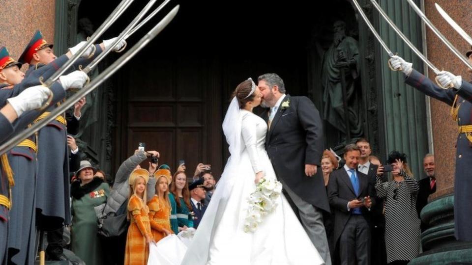 Ceremonia en la catedral de San Isaac.