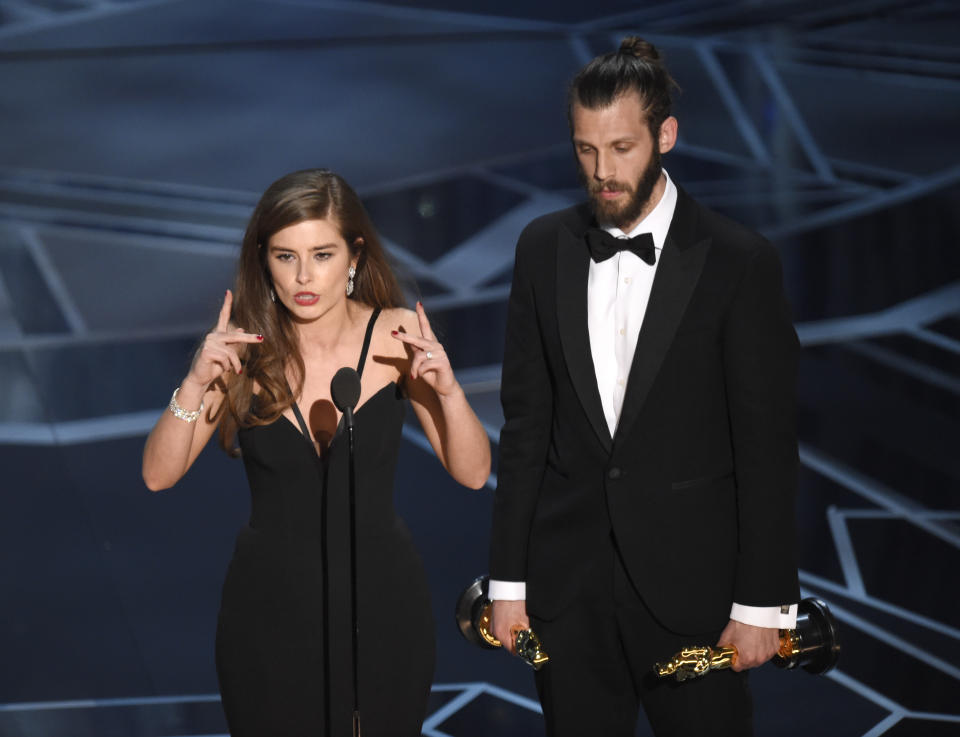 Rachel Shenton, left, and Chris Overton (Credit: Chris Pizzello/Invision/AP)